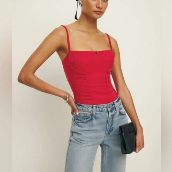 NEW Reformation Emery Linen Top in Lipstick Red Flower Detail | size 0 - Picture 2 of 11